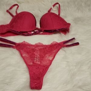 Victoria Secret Push Bra And Thong Set